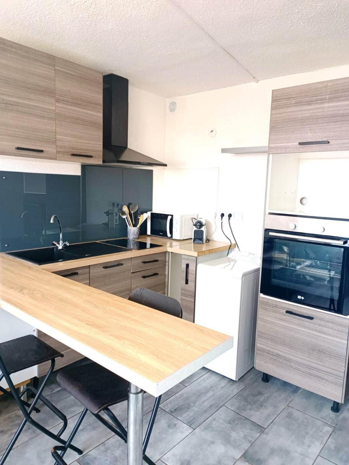 Charmant Appartement Sur La Marina Ле Баркарес Экстерьер фото